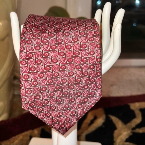 Christian Dior Men’s 100% Silk Red Gray Cream Floral Swirl Tie Made in the USA
