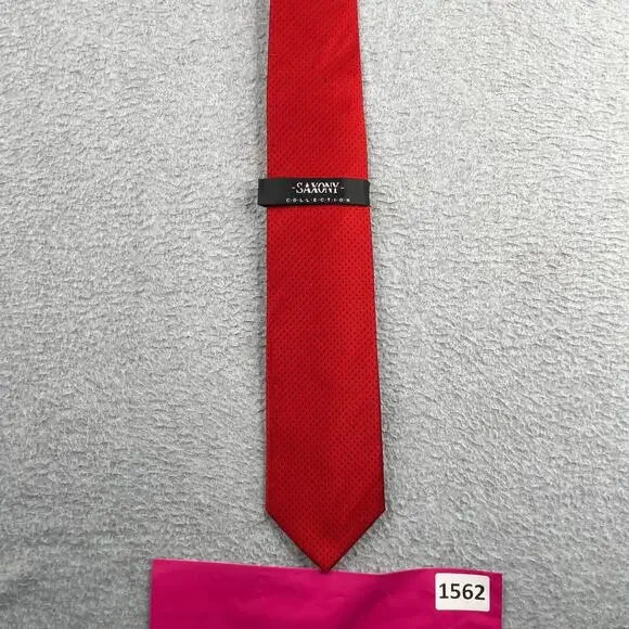 Saxony Collection Necktie Red Back Dots Silk New Tie