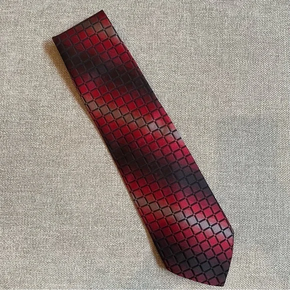 Conte di Milano Red Grey Black Square Pattern 100% Silk Men’s Geometric Tie