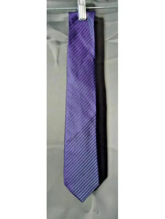 Kenneth Cole Reaction 100% Silk Skinny Tie Purple/Purple Stripe