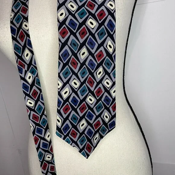 Oscar de la Renta 100% Silk Tie Made In USA