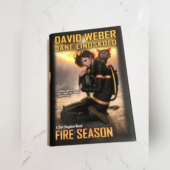 BOGOFire Season A Star Kindgdom Novel David Weber Jane Lindskold Science Fiction