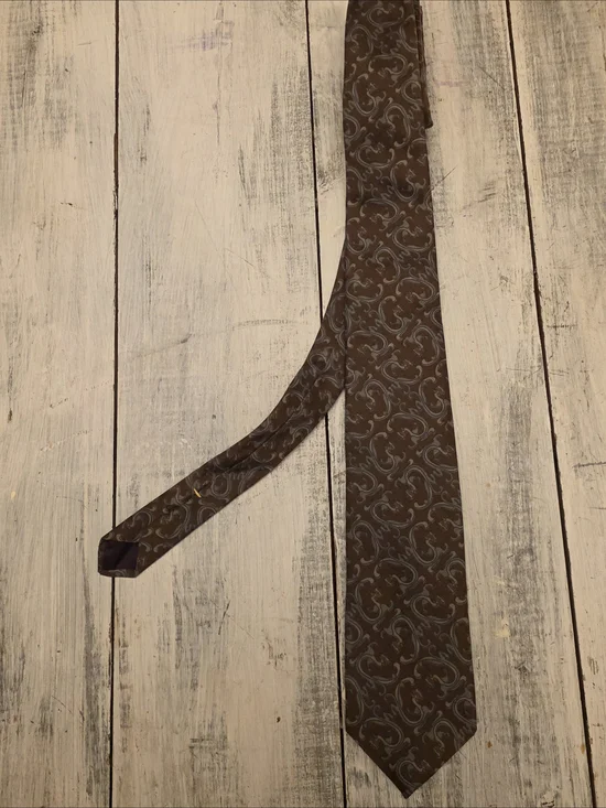 Vintage Cultures Of Man Brown Paisley 100% Italian Silk Tie