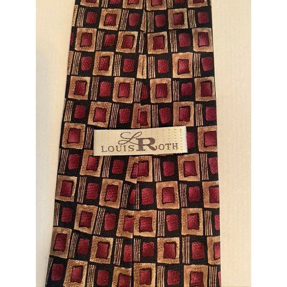Louis Roth Mens Silk Tie Burgundy Gold Geometric Square Pattern Hand Made Korea