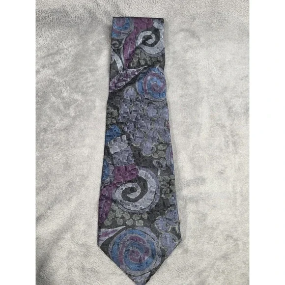 Z UOMO Vintage Handmade in ITALY 100%‎ Silk Tie Blue Purple Abstract