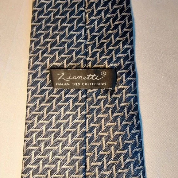 Zionetti Mens Necktie Designer Luxury Navy‎ Blue& Gray Geometric Italian Silk