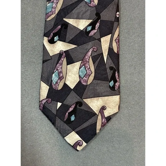 Vintage Halston Tie Geometric 100% Italian Silk Necktie Made in USA 56