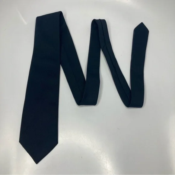 Wemlon‎ ll by Wembley navy blue tie