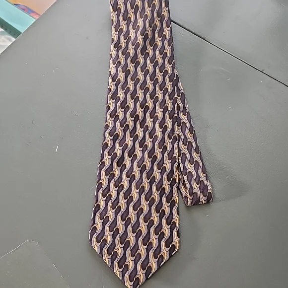 J. Garcia Gray and‎ Gold Patterned Tie 100% Silk