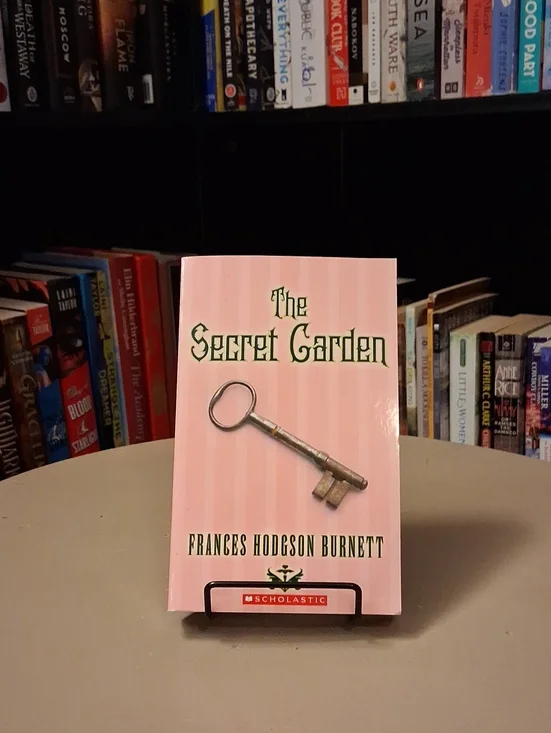 The Secret Garden By Frances Hodgson Burnett