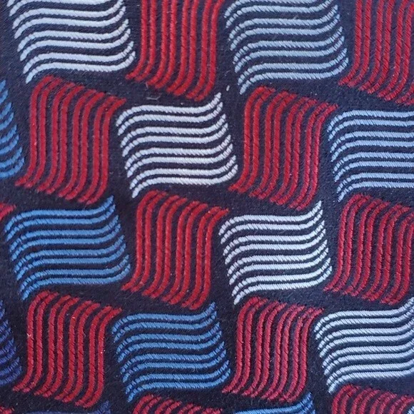 JOS. A. BANK 100% SILK MENS FLAG PATRIOTIC TIE RED/BLUE, 3.5