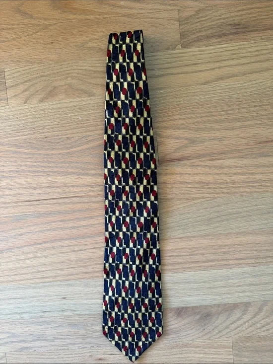 Ermenegildo Zegna Italy 100% Silk Abstract Geometric Designer Tie