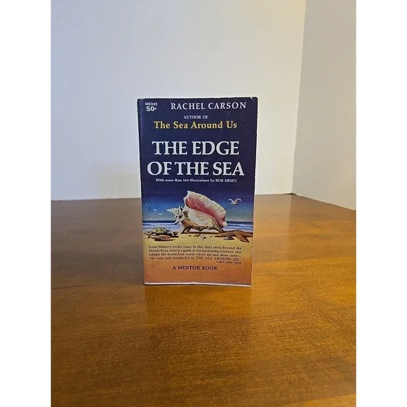 THE EDGE OF‎ THE SEA by RACHEL CARSON, MENTOR BOOK 1st Print 1959
