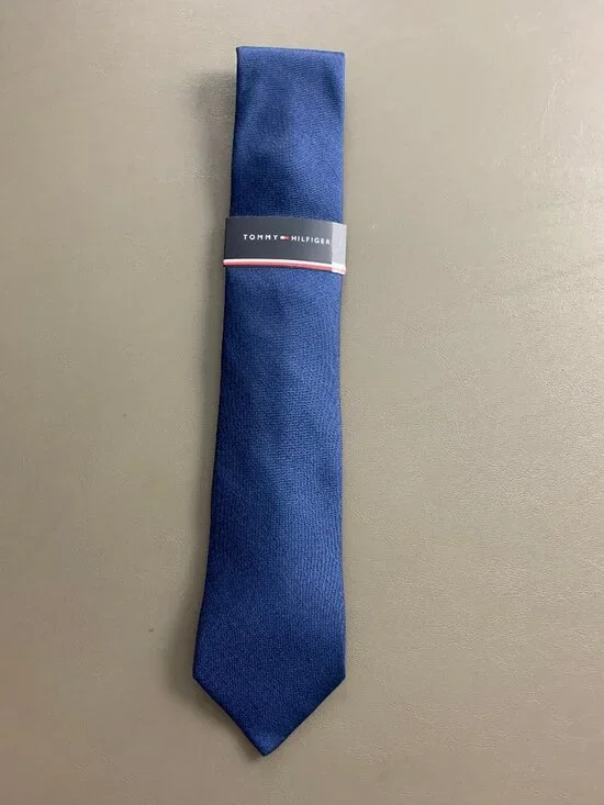 Tommy Hilfiger Men's 3'' Polyester Blend Neck Tie, Navy Blue Amador Solid