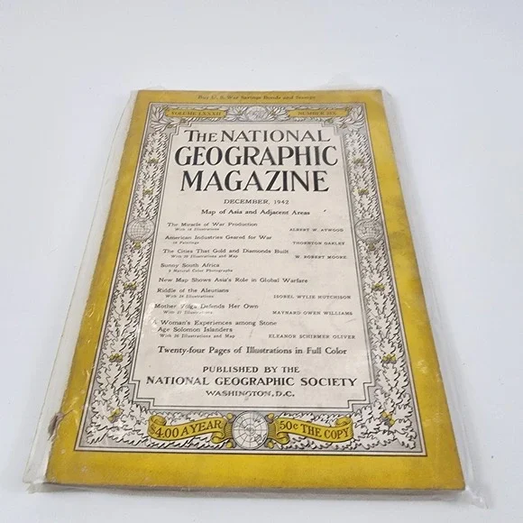 National Geographic Magazine December 1942 No ‎ Insert