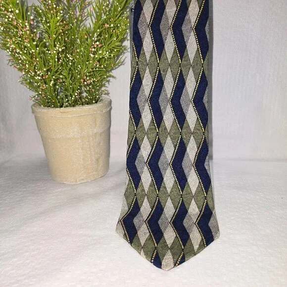 ALBERT NIPON 100% SILK TIE DIAMOND DESIGN BLUE GRAY GREEN TRADITIONAL STYLE
