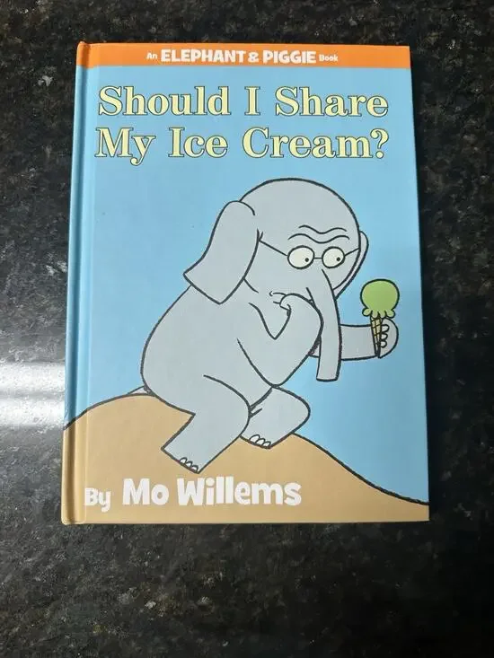 Should I Share My Ice Cream? An Elephant and Piggie Book hardcover, Mo Willems