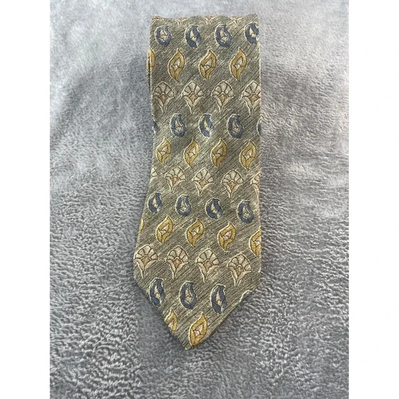 Joseph Abboud Men's Olive Green Silk Necktie - Floral Paisley Design‎