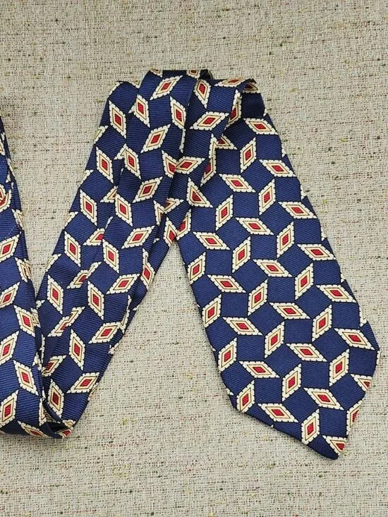 Tommy Hilfiger Men Tie 100% Italian Silk Necktie Classic Tie Made in USA