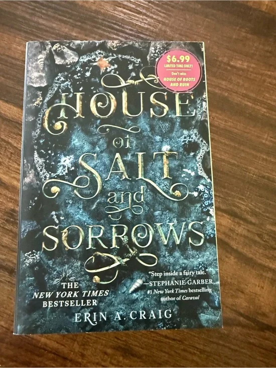 House of Salt and Sorrows by Erin A. Craig - Dark Teal & Gold Cover