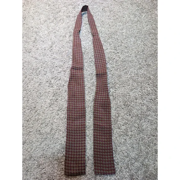 Baar & Beards Silk Necktie‎ Burgundy Floral Medallion Pattern Menswear Formal