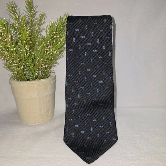 TOMMY HILFIGER MENS 100% SILK TIE BLACK WITH ELECTRIC BLUE DESIGN EUC