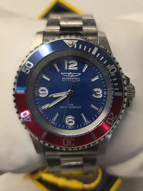 372. Invicta 69482 Men's Quartz Watch Blue Dial Red Rowan Pepsi Stainless Steel