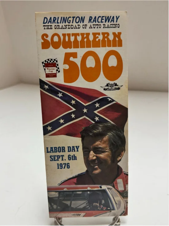Vintage 1976 Darlington Raceway Southern 500 NASCAR Program / Flyer