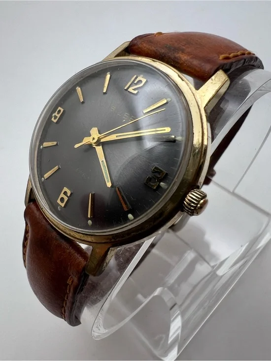 Jubilee Vintage Gold-Tone Wristwatch with Brown Leather Strap
