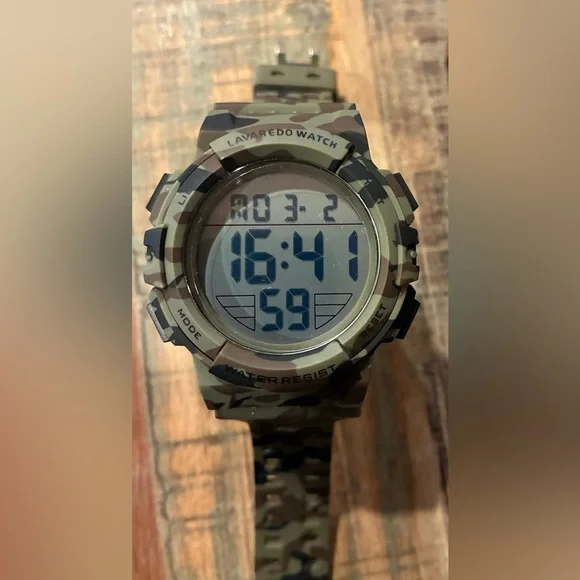 Lavaredo Mens Digital Military Sports Watch
