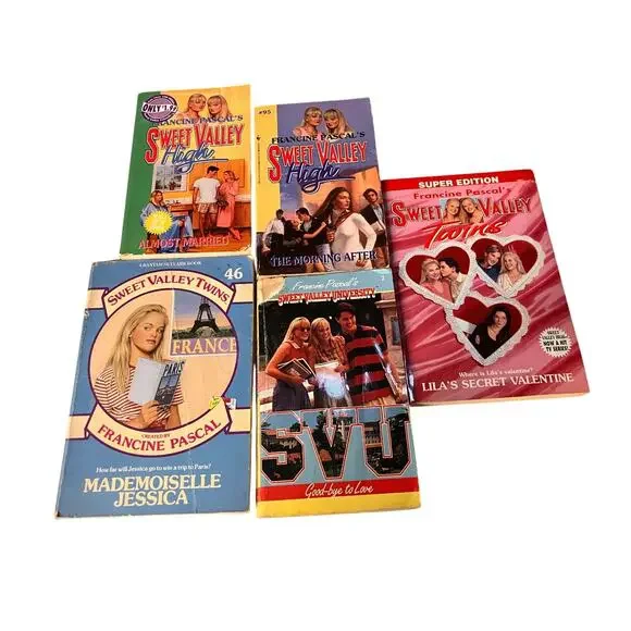 Sweet Valley Twins Book Lot: University,‎ High School, Paperback Vintage