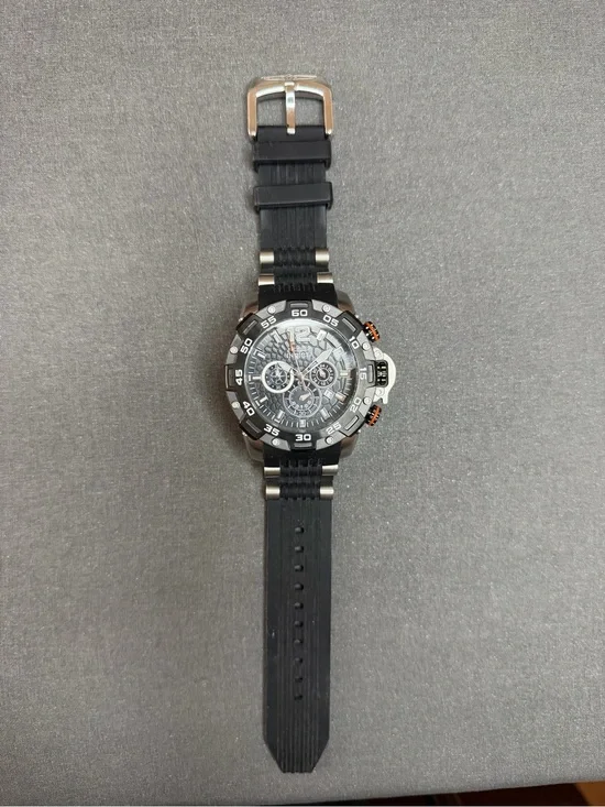 Invicta Pro Diver Men Model 26403 Men’s Watch Quartz