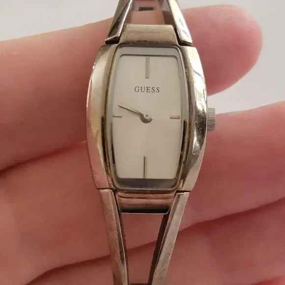 Guess Womens Watch White Dial Gold Case Gold Bracelet Stainless Steel Quartz