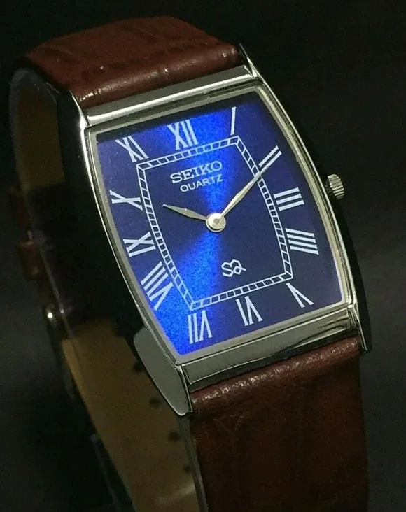 Vintage Style Seiko Quartz Mens Silver Watch & Blue accents W/ Leather Strap