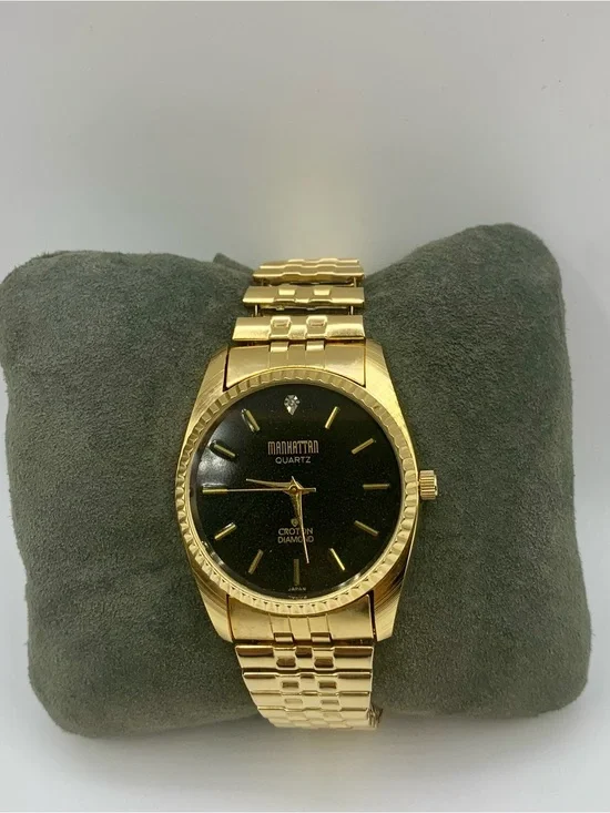 Vintage 1980s Croton Manhattan Diamond Men”s watch