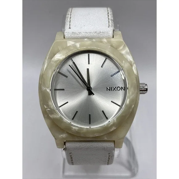 NIXON Men's Watch 