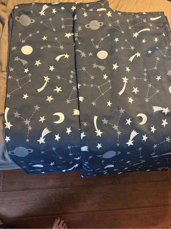 Blackout glow in the dark curtains