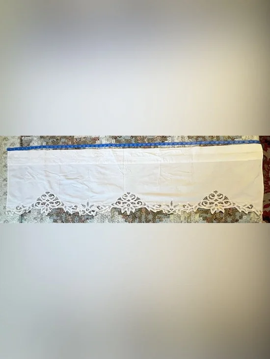 Vintage white cotton lace bistro curtain 58”