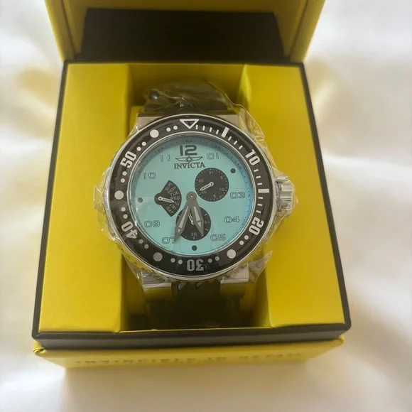 Gorgeous Invicta Pro Diver Men's Watch 52mm New In Box 49565‎