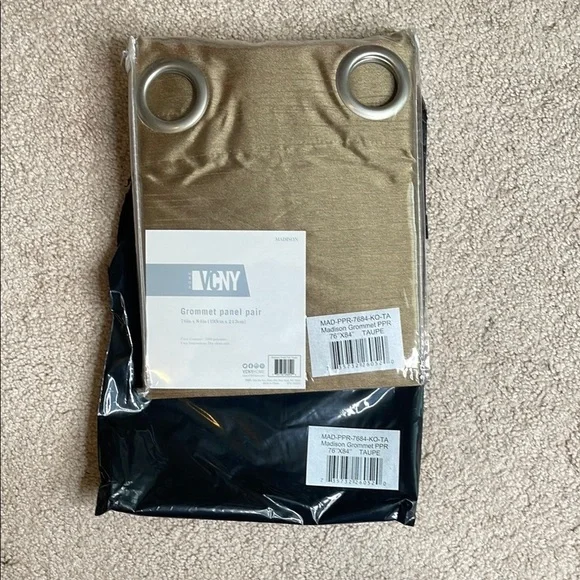 NWT VCNY Home Taupe Grommet Panel