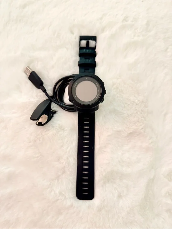 Suunto Ambit 3 Vertical GPS Sports Watch with USB Charger