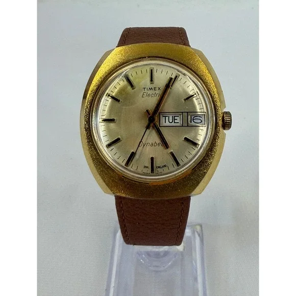 Vintage Timex Electric Dynabeat Gold Tone Day Date Watch 76960 26277 Mens Brown