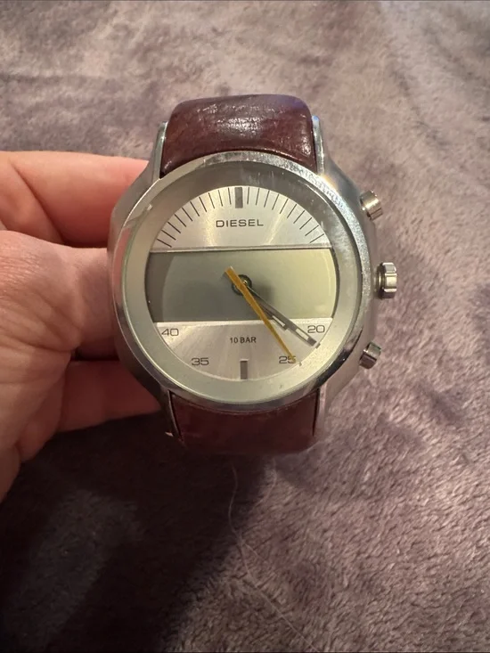 DZ4038 MENS DIESEL 