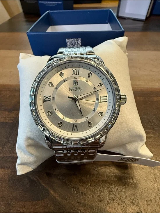 Montres Prestige X Invicta Men’s Quartz Watch (Model MPW-0244)