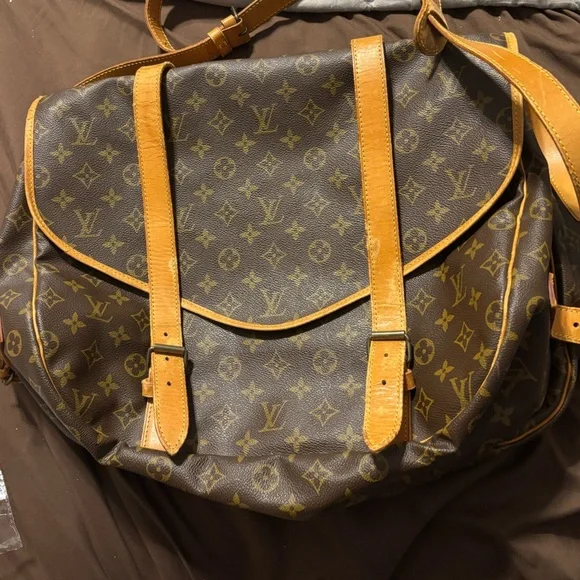 Louise Vuitton Large Saddle Bag Good Condition Great Corners Clean with COA