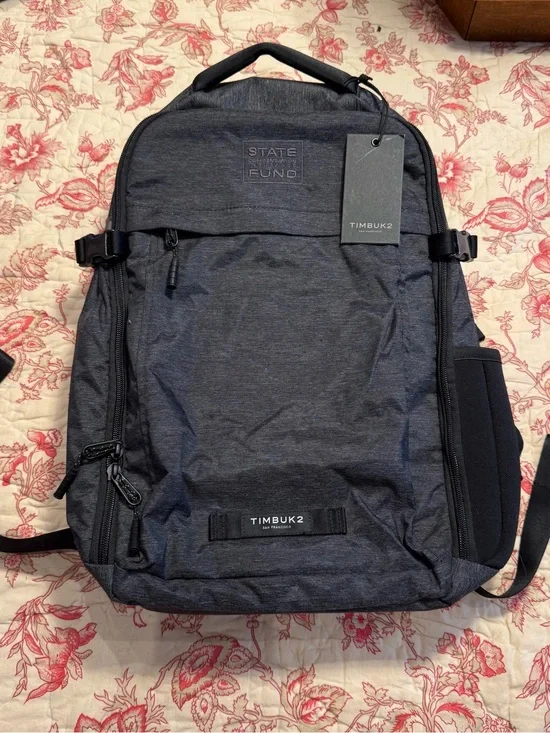 Brand New with tags Timbuk2 Men's Dark Graythe Division Backpack