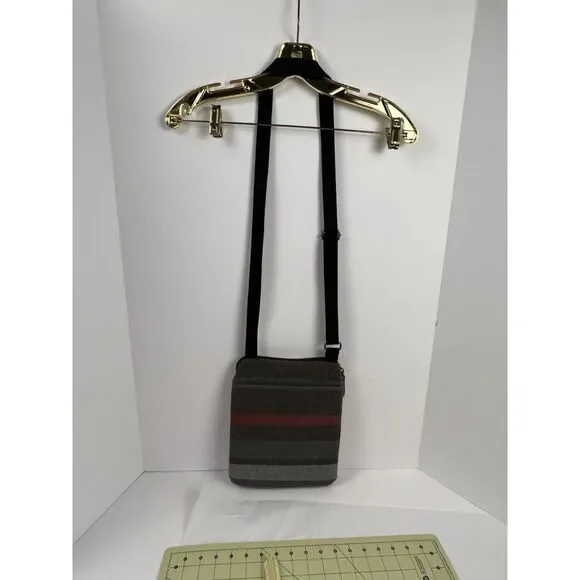 HEX Westmore Crossbody Sling Bag Gray Red Striped Padded iPad/tablet bag