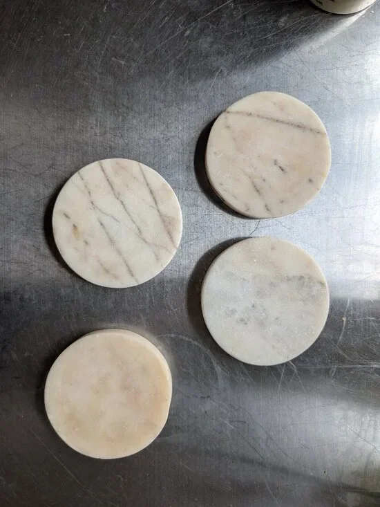 Marble Coasters Round Set of 4 White Tan Veining Heavy Duty Quiet Luxury Minimal