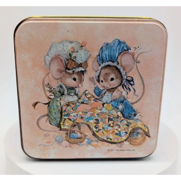 Vintage 1977 Mice Friendship Patchwork Quilting Needlework Storage Tin