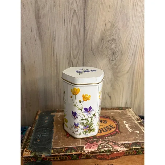 Vintage Hexagonal Wildflower Botanical Metal Tin White Gold Cottagecore Decor